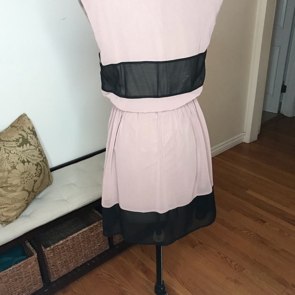 ISSI Cocktail Dress - Picture 3 of 4